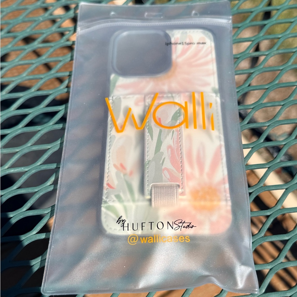 Walli iPhone 15 Pro Max Case